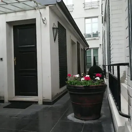 Hotel De La Jatte