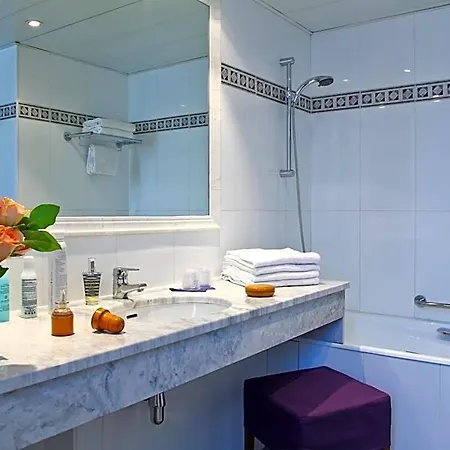 Hotel De La Jatte 3*
