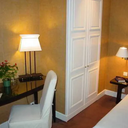 Hotel De La Jatte
